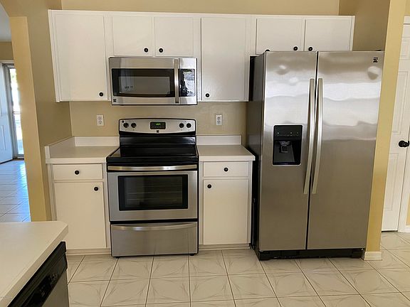 4th image of 3743 Long Grove Ln