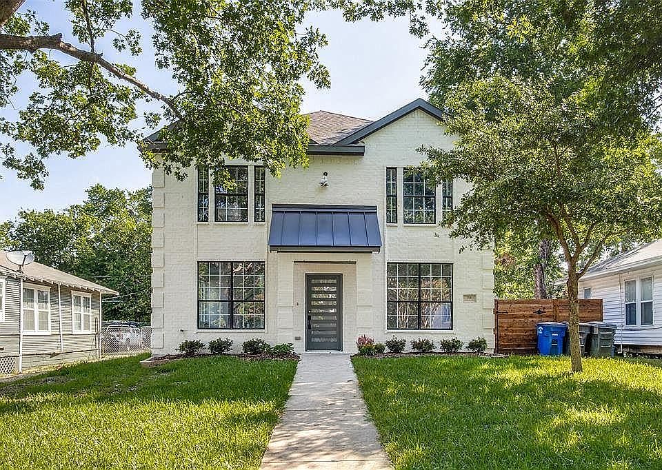 Built in 2009 and remodeled in 2022.