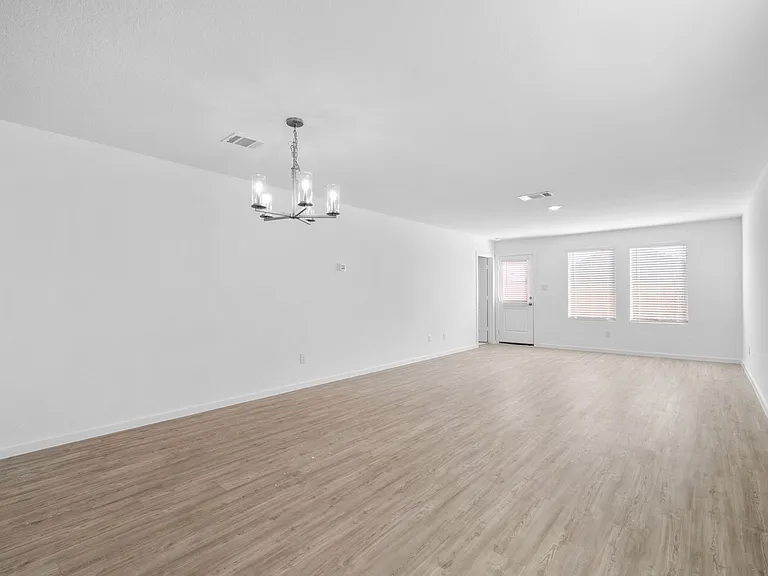 8523 Astral Pl — Photo 10