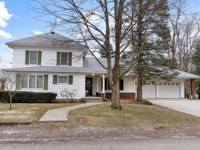 811 3rd St, Howe, IN, 46746