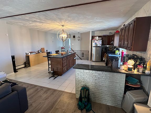 2nd image of 236 Palfrey St #236