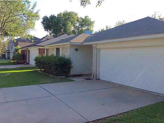 2nd image of 1102 Gazania Dr