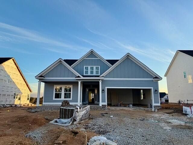 2nd image of 822 Sparrow Point Ave