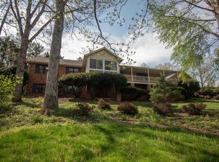 265 Brilliant Dr NW, Christiansburg, VA 24073