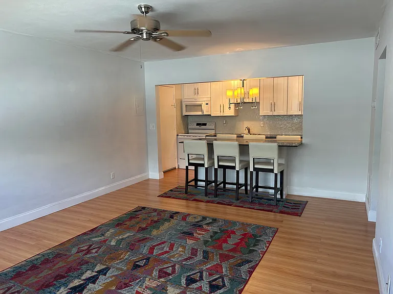 1821 NE 62nd St #331 — Photo 4