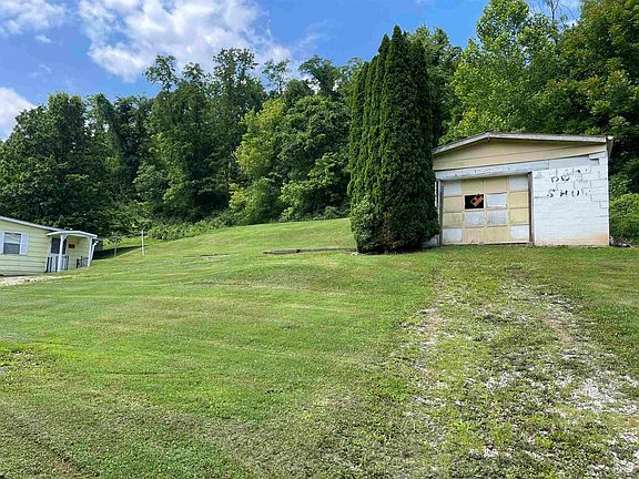 2nd image of 1103 County Road 31