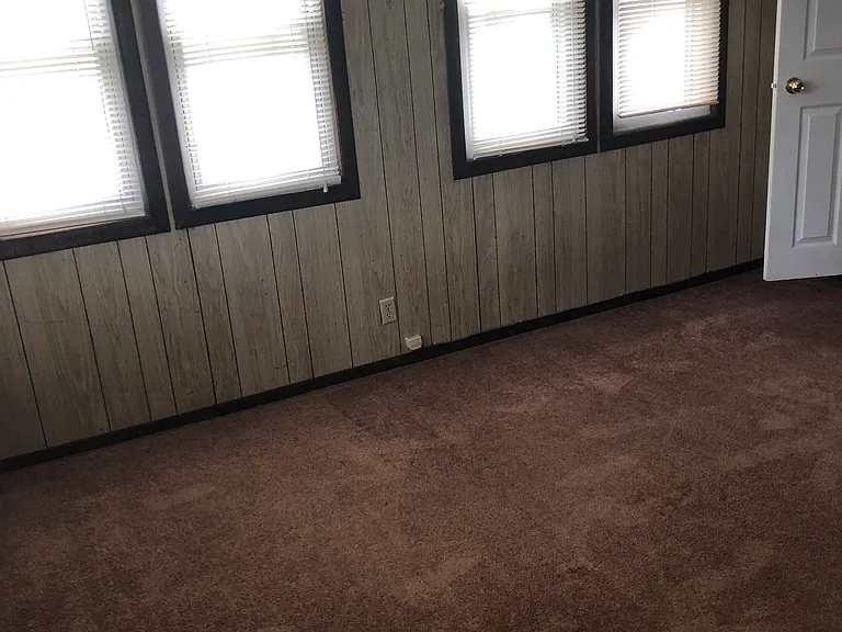 1504 Mississippi St — Photo 13