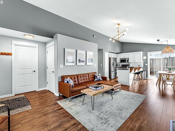 4th image of 8908 NE 153rd Ave