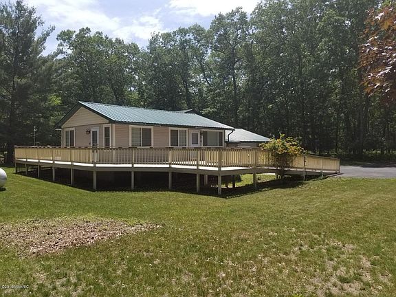 4th image of 9105 W Ironwood Dr