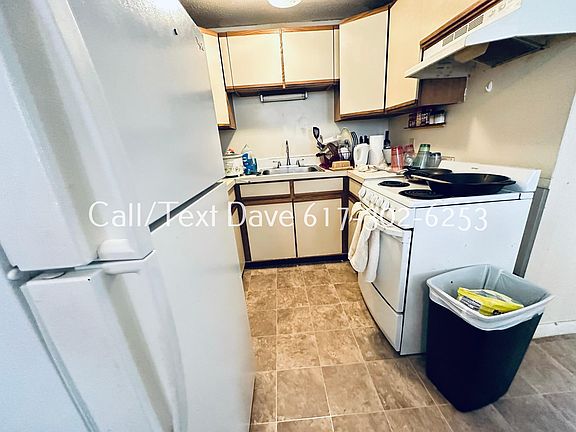 4th image of 1132 Commonwealth Ave #14