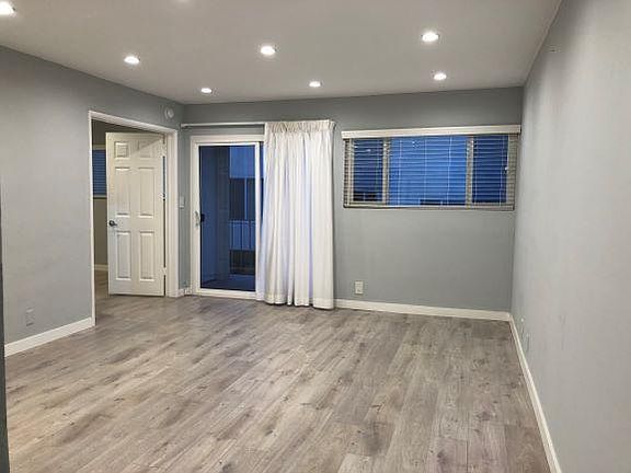3rd image of 2427 4th St #202