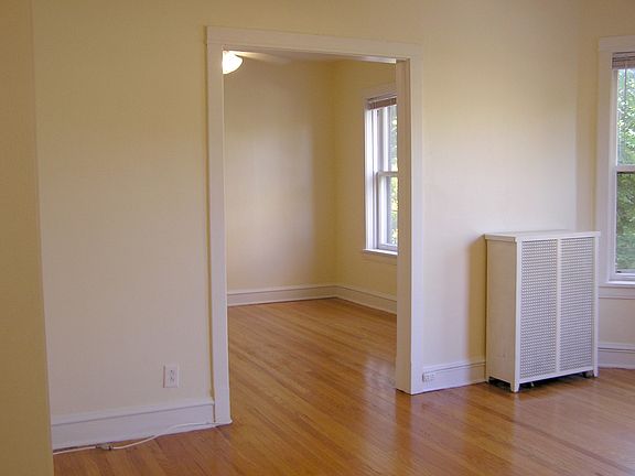 2nd image of 5957 N Magnolia Ave #2