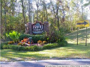 8 & 8A Bayou Terrace Rd, Saint Amant, LA 70774