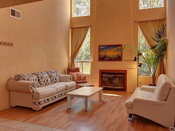3rd image of 23627 Lake Valley Dr