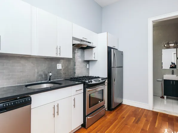 293 Irving Avenue image 1 of 8