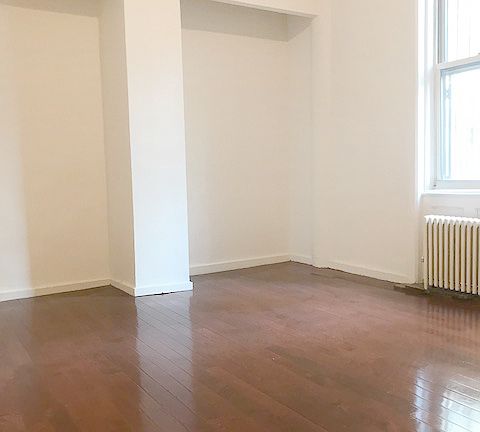 3rd image of 57 W 58th St APT 10H