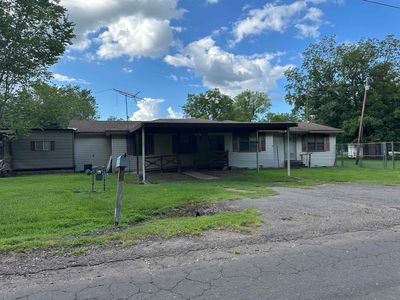 143 County Road 3151, De Berry, TX, 75639