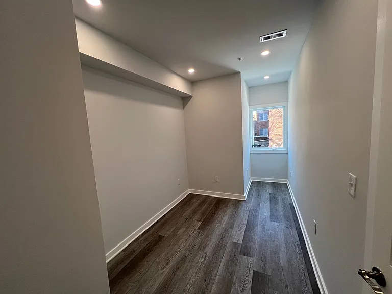 1516 18th St SE — Photo 10