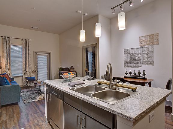 2nd image of 490 Barnes Dr #3528327