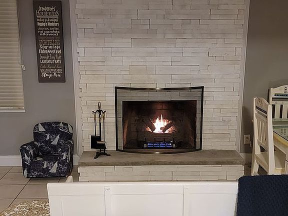 5th image of 7903 Lagoon Dr