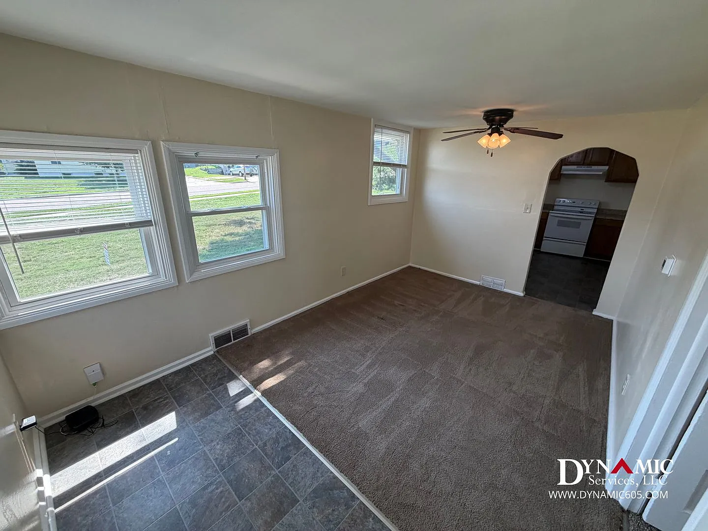 2425 S Norton Avenue | 3-Plex Augustana College Area — Photo 2