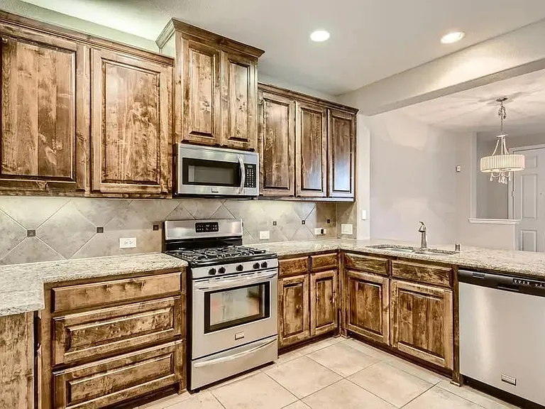 206 Alexandra Ave #1 — Photo 7