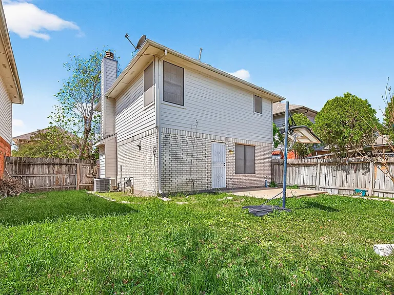 8617 Mapletwist St — Photo 40