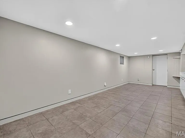 7122 Nashville Ave — Photo 34
