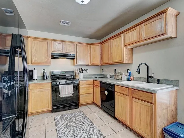 4609 Tinker Rd — Photo 7