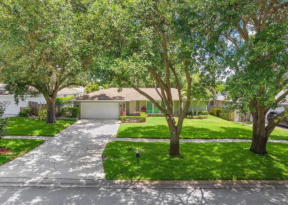 1st image of 2958 Meadow Wood Dr