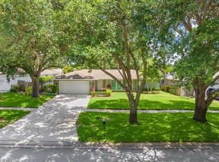 2958 Meadow Wood Dr, Clearwater, FL 33761
