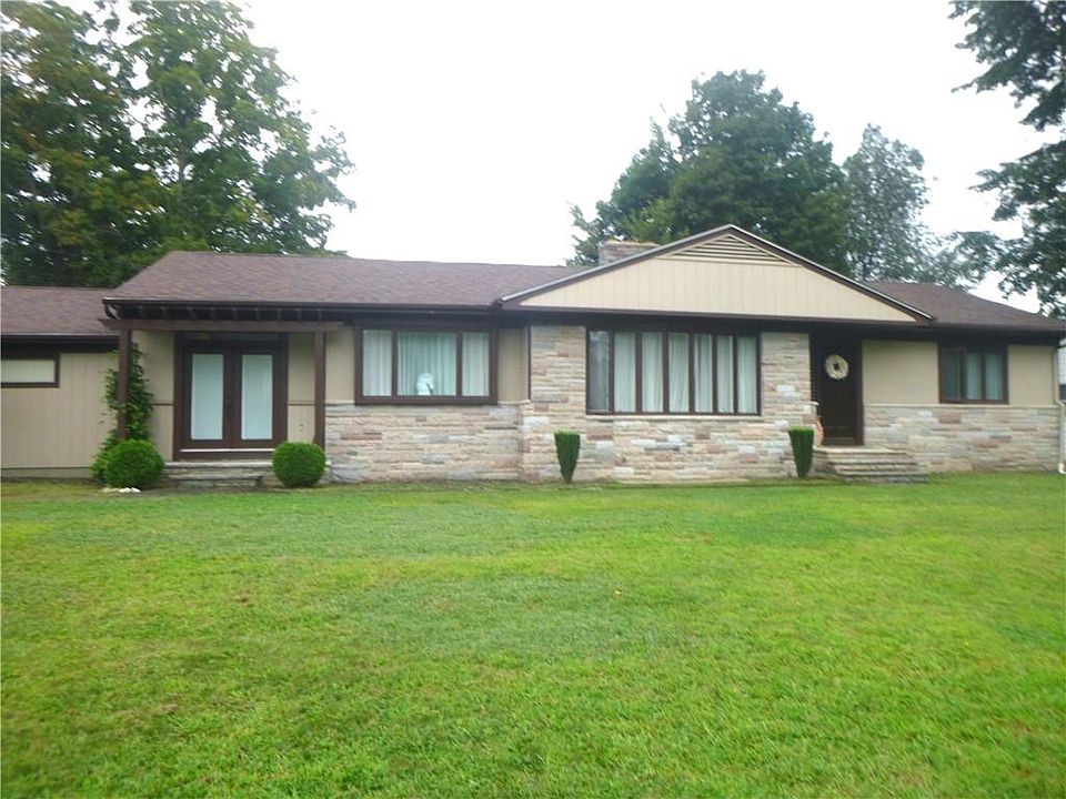 1st image of 218 Oaklawn Ave