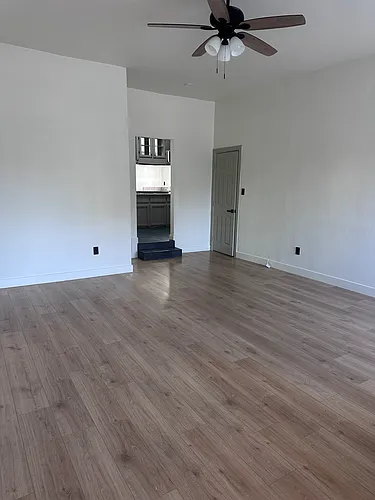 166 S Clarence St #166 Photo 1