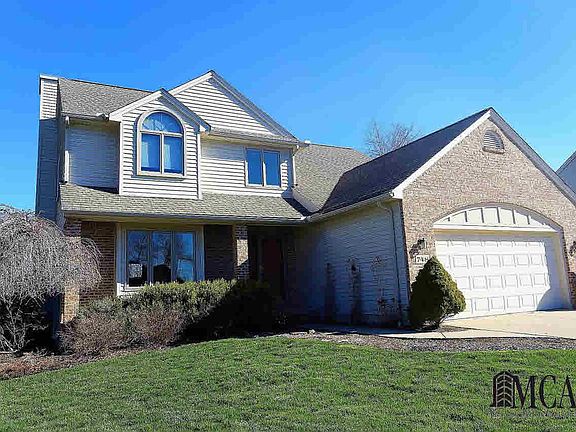 3rd image of 748 Breconshire Dr