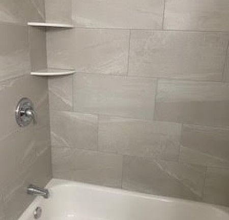 4th image of 265 Penns Way