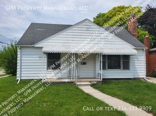 15305 Evergreen Ave, Eastpointe, MI 48021