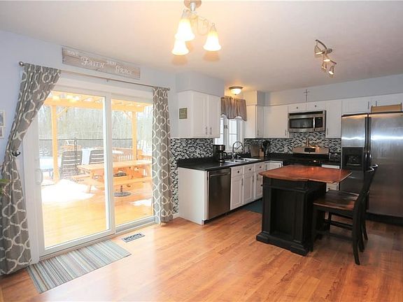 5th image of 3273 Leeward Cir