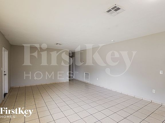 4th image of 1350 NW 132nd Ter