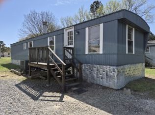 61 Kacey Ln, Lawrenceville, VA 23868