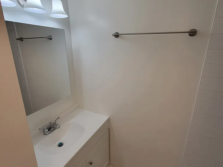2622 Sherman Ave NW #B — Photo 11