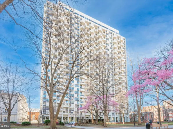 604 S Washington Sq APT 2817, Philadelphia, PA 19106
