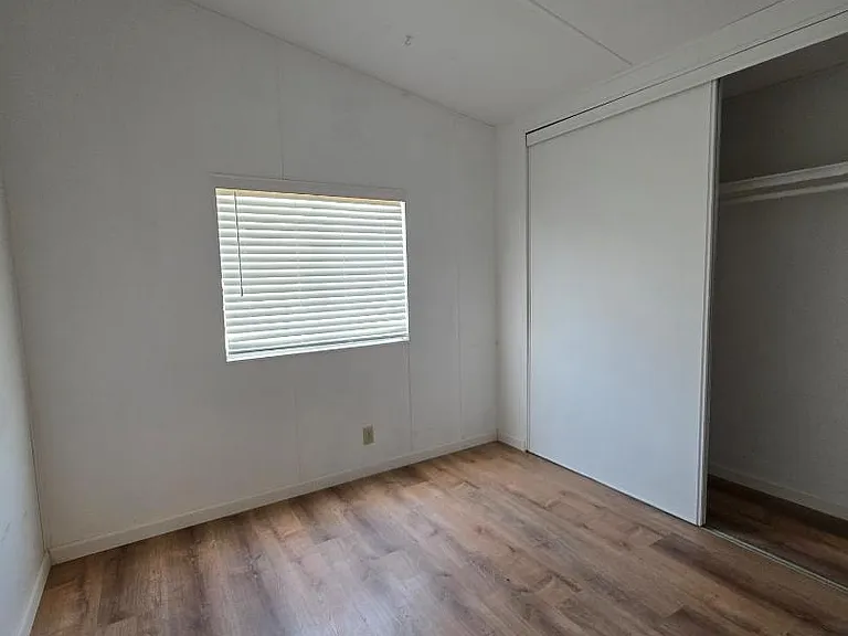 Unit Photo