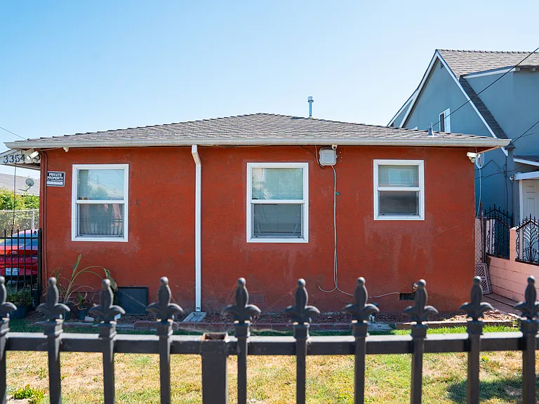 3354 Norton Ave #D — Photo 6