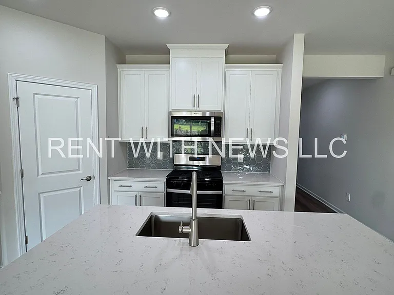 539 White Birch Ln — Photo 7