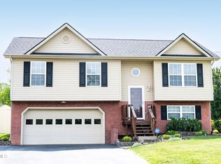 30 Thelma Hannabas Ln, Jonesborough, TN 37659