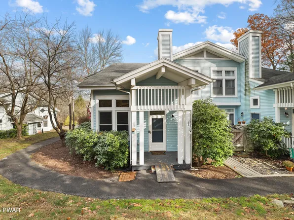222 Abbington Dr, East Stroudsburg, PA 18302