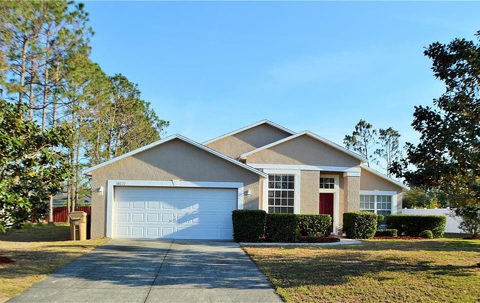 1st image of 10227 Summer Elm Ave