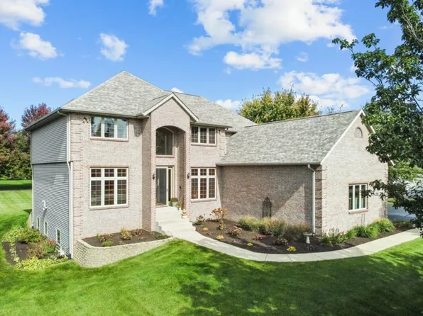 2114 Merrick Dr, Caledonia, IL 61011