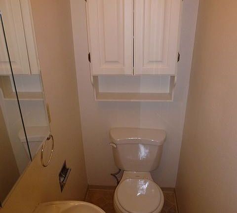4th image of 1744 Dexter Ave N APT 02