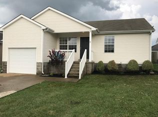 320 Paddle Wheel St, Bowling Green, KY 42103